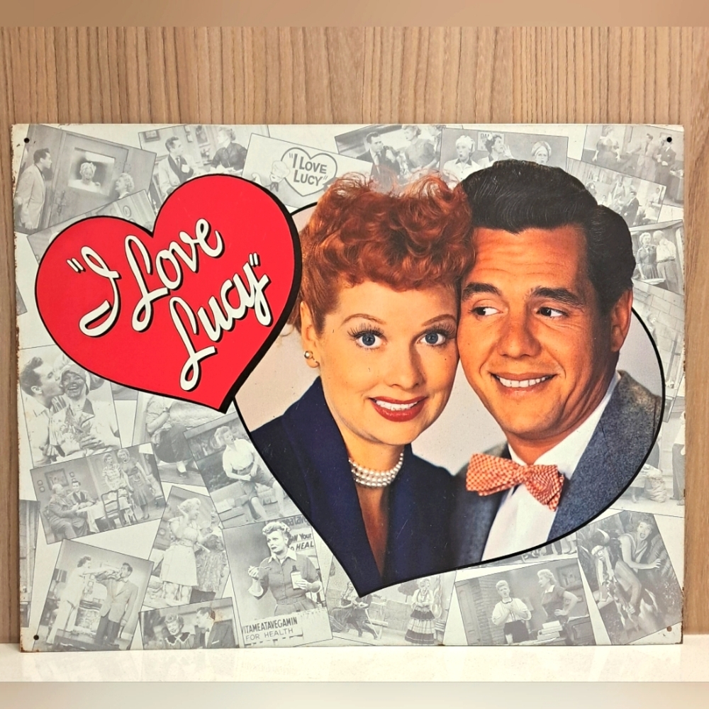 'I Love Lucy' Tin Sign - Picture 2 of 4